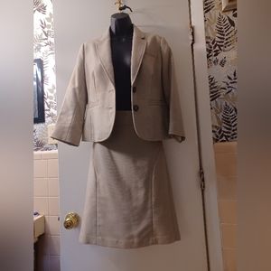 Light Beige 2-piece Suit - Banana Republic